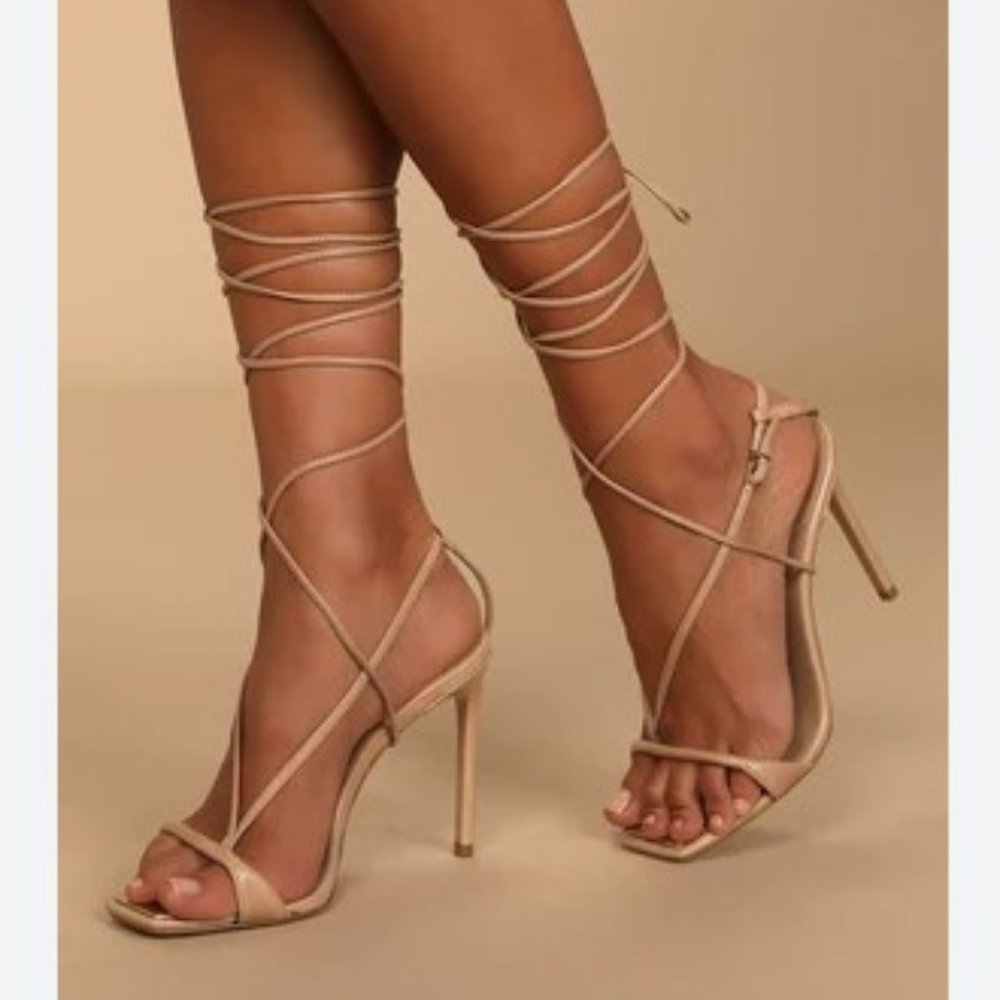 SCHUTZ Strappy Vikki Sandal Cream 8.5B